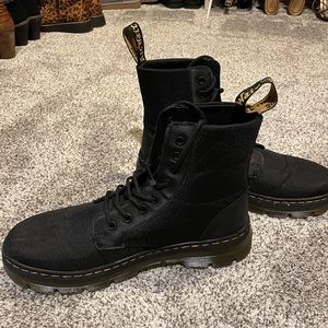 BLACK DR MARTENS